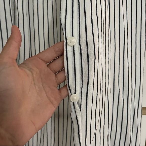 Banana Republic Parker tunic fit striped long sleeve button down size Medium - Picture 4 of 5